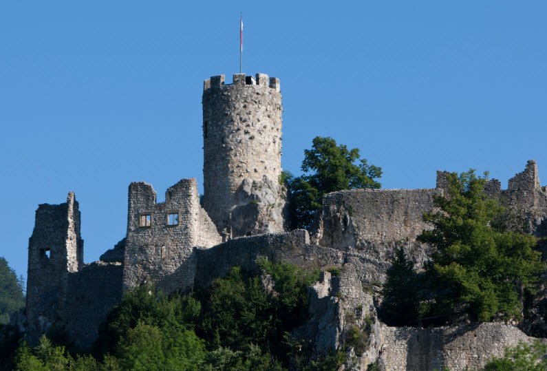 Ruine Schloss Neu-Falkenstein, Balsthal, Switzerland